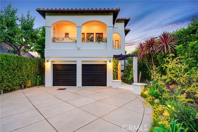 943 Galloway Street, Pacific Palisades, California 90272, 4 Bedrooms Bedrooms, ,3 BathroomsBathrooms,Single Family Residence,For Sale,Galloway,NP24091877
