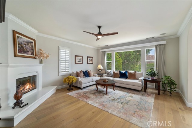 Detail Gallery Image 10 of 39 For 4437 Cabot Dr, Corona,  CA 92883 - 3 Beds | 2/1 Baths