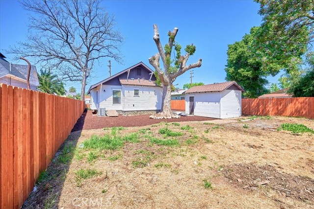 Detail Gallery Image 34 of 38 For 842 N Gordon St, Pomona,  CA 91768 - 3 Beds | 2 Baths