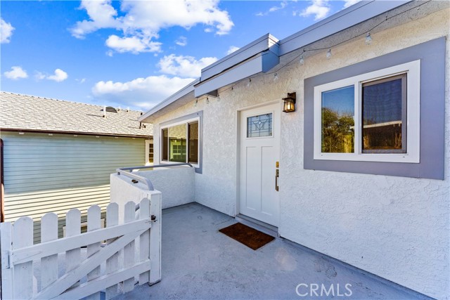 400 17th Street, Manhattan Beach, California 90266, 4 Bedrooms Bedrooms, ,2 BathroomsBathrooms,Residential,For Sale,17th,PW24197344