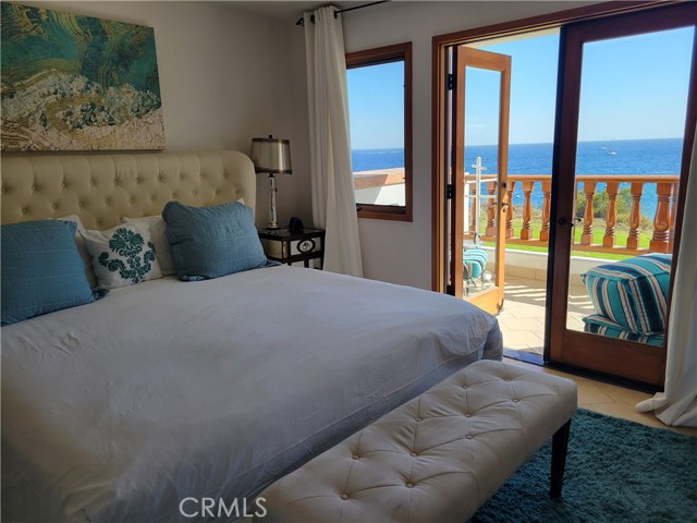 68 Playa Azul, Avalon CA: https://media.crmls.org/medias/bb0097d5-2982-4bd2-beb4-1479720e8ca0.jpg