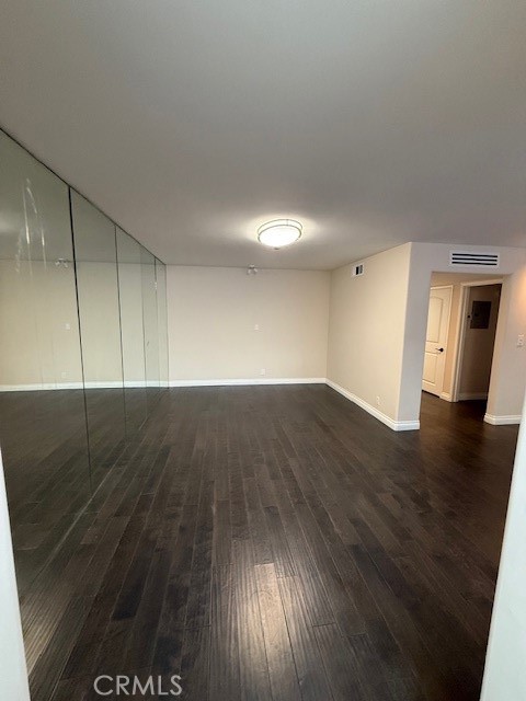 Detail Gallery Image 17 of 21 For 434 S Canon Dr #202,  Beverly Hills,  CA 90212 - 1 Beds | 2 Baths