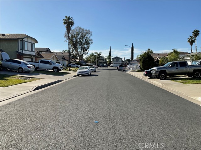 Detail Gallery Image 3 of 23 For 25851 Coriander Ct, Moreno Valley,  CA 92553 - 2 Beds | 1 Baths