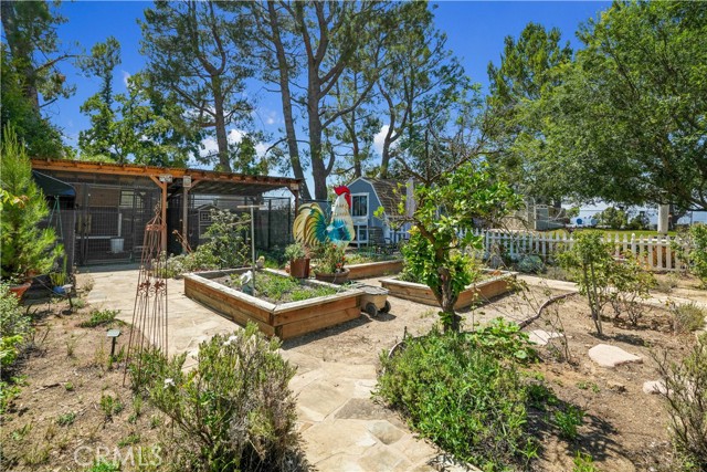 319 Cheerful Court, Simi Valley CA: https://media.crmls.org/medias/bb040733-68a0-4ec9-9196-d90179e3a8e0.jpg