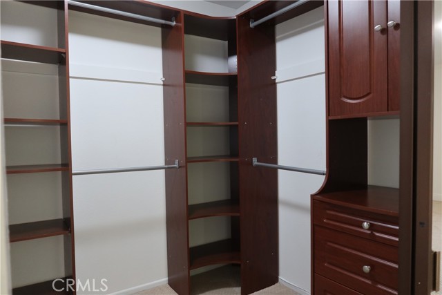 Detail Gallery Image 16 of 28 For 19 Alameda, Irvine,  CA 92620 - 5 Beds | 2/1 Baths