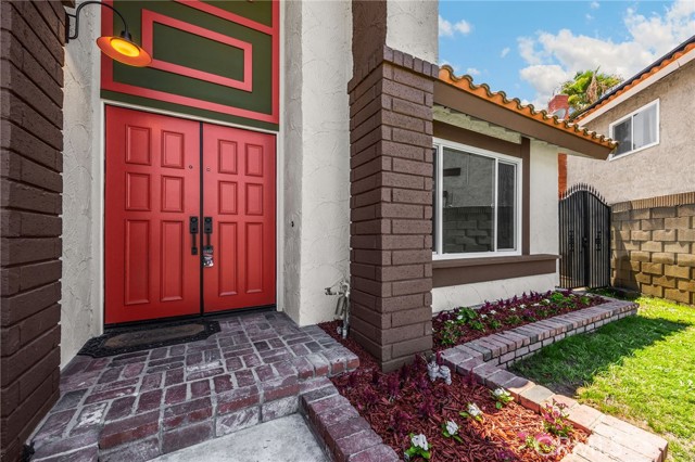 Detail Gallery Image 3 of 61 For 754 Stanford Cir, Placentia,  CA 92870 - 6 Beds | 4 Baths