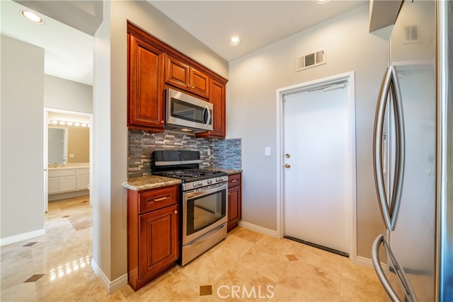 Detail Gallery Image 12 of 40 For 29 Sandcastle, Aliso Viejo,  CA 92656 - 3 Beds | 2/1 Baths