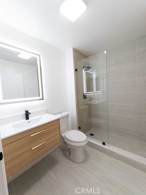 12601 Van Nuys, 209 photo 12