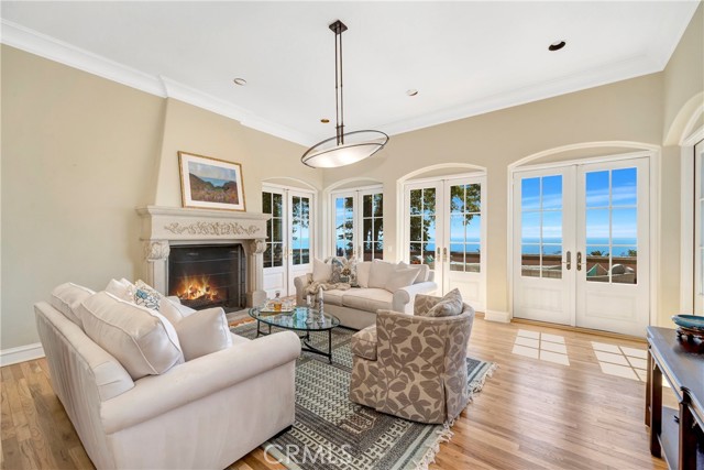 Detail Gallery Image 5 of 53 For 1959 Temple Hills Dr, Laguna Beach,  CA 92651 - 4 Beds | 4 Baths