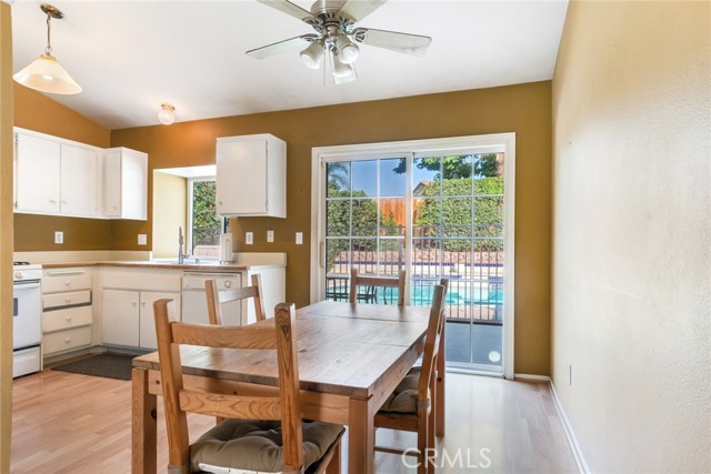 Detail Gallery Image 6 of 17 For 6732 Plum Way, Rancho Cucamonga,  CA 91739 - 3 Beds | 2 Baths