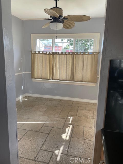 Detail Gallery Image 10 of 32 For 803 N Glendale Ave, Glendale,  CA 91206 - 4 Beds | 2 Baths