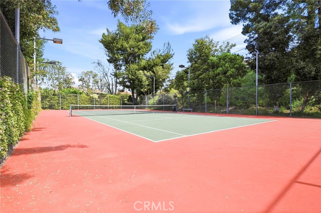 Detail Gallery Image 23 of 24 For 518 Blue Water, Fullerton,  CA 92831 - 2 Beds | 2 Baths