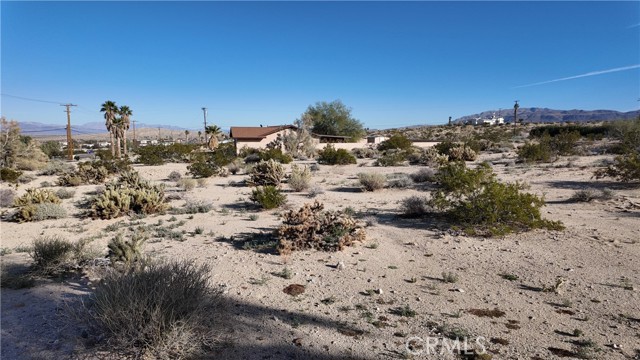 Detail Gallery Image 3 of 9 For 73200 Two Mile, Twentynine Palms,  CA 92277 - – Beds | – Baths