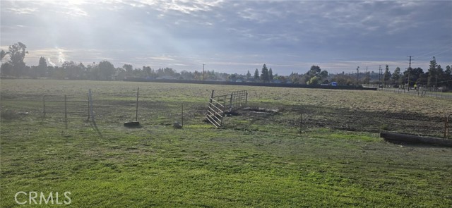 679 E Mulberry Avenue, Porterville CA: https://media.crmls.org/medias/bb0a581d-7443-4a63-9e8c-c907f39098e5.jpg