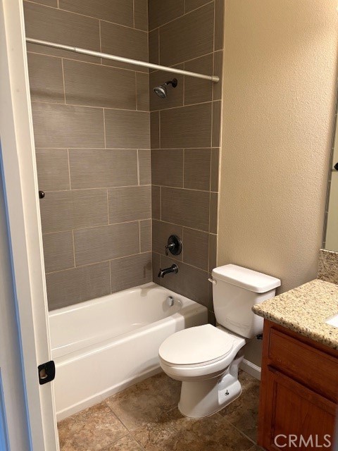 Detail Gallery Image 11 of 14 For 4032 Wood Creek Ct, Merced,  CA 95348 - 4 Beds | 2 Baths