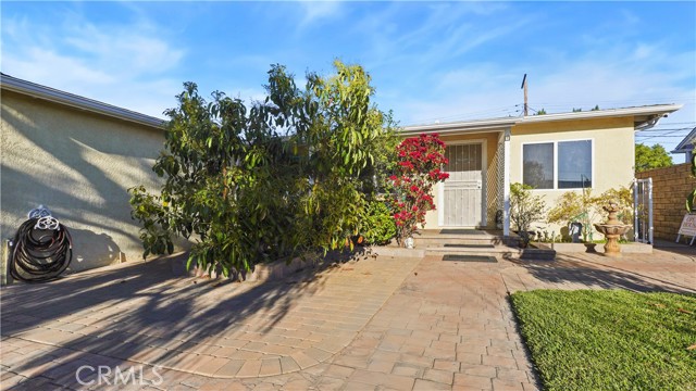 Detail Gallery Image 10 of 39 For 8838 Murietta, Panorama City,  CA 91402 - 3 Beds | 2 Baths