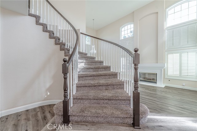 Detail Gallery Image 34 of 38 For 429 Somerset Cir, Corona,  CA 92879 - 4 Beds | 3 Baths