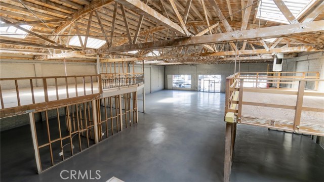 612 S La Brea Avenue, Los Angeles, California 90036, ,Commercial Lease,For Rent,612 S La Brea Avenue,CRSB23011272