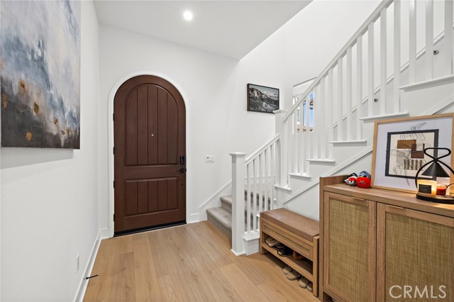 Detail Gallery Image 2 of 31 For 120 Eversedge, Irvine,  CA 92618 - 3 Beds | 2/1 Baths