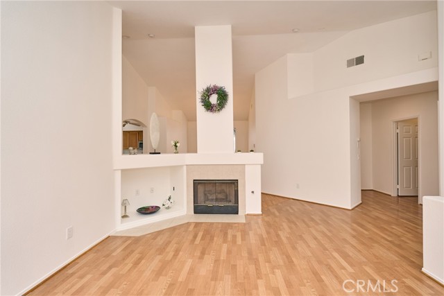 Detail Gallery Image 12 of 75 For 4908 Thebes Way, Oceanside,  CA 92056 - 3 Beds | 2 Baths