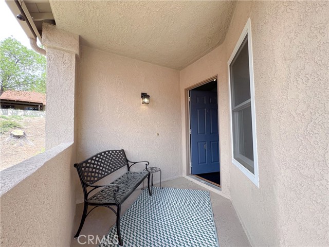 Detail Gallery Image 4 of 31 For 26337 Rainbow Glen Dr #244,  Newhall,  CA 91321 - 3 Beds | 2 Baths