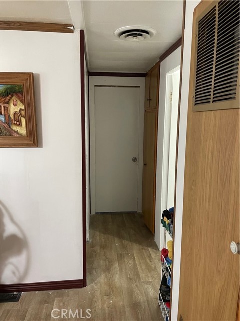 Detail Gallery Image 7 of 11 For 4400 Florida, Hemet,  CA 92545 - 2 Beds | 2 Baths