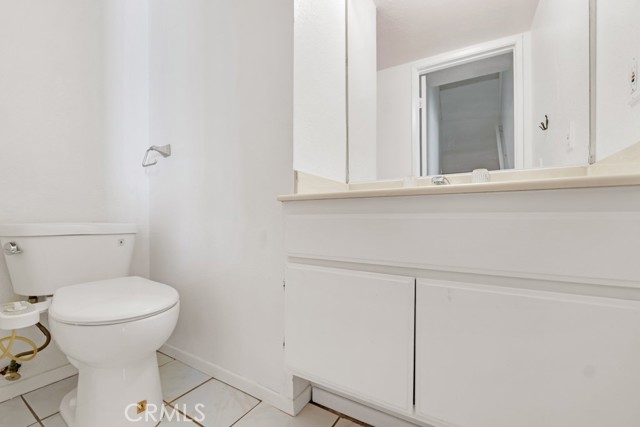 20155 Keswick Street, Winnetka CA: https://media.crmls.org/medias/bb0f126a-0455-4d5e-be70-f85ae4e3233e.jpg