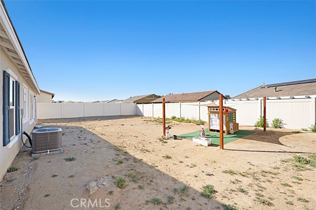 Detail Gallery Image 15 of 29 For 26495 Calle Los Robles, Menifee,  CA 92585 - 3 Beds | 2 Baths