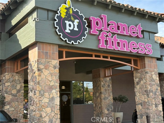 Detail Gallery Image 16 of 22 For 29325 Centerfield, Lake Elsinore,  CA 92530 - 4 Beds | 3 Baths