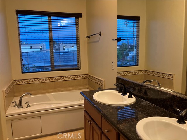 Detail Gallery Image 16 of 23 For 128 E Broadway #I,  San Gabriel,  CA 91776 - 3 Beds | 3 Baths