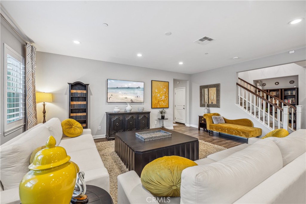 Bb114fad 36f4 4d1b A79f 495694128600