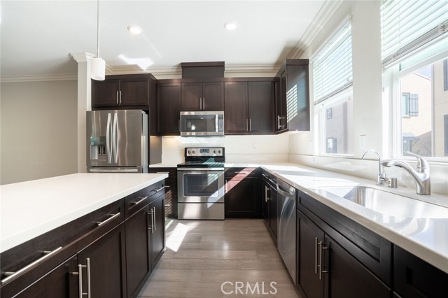 Detail Gallery Image 7 of 38 For 334 Mission Terrace Ave, San Marcos,  CA 92069 - 3 Beds | 2/1 Baths