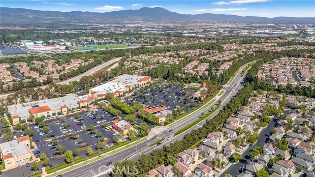 Detail Gallery Image 42 of 50 For 304 Birch Grove, Irvine,  CA 92618 - 2 Beds | 2/1 Baths