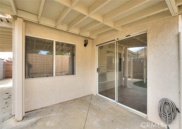 14319 Weeping Willow Lane, Fontana CA: https://media.crmls.org/medias/bb123282-2958-426d-8b3b-3ee7c75b6563.jpg