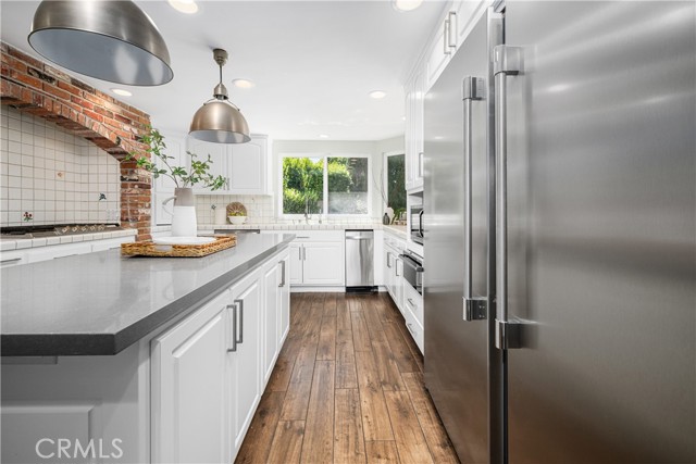 Detail Gallery Image 14 of 74 For 7926 E Garner, Long Beach,  CA 90808 - 4 Beds | 2/1 Baths