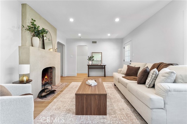 8516 Callita Street, San Gabriel CA: https://media.crmls.org/medias/bb13a21a-ec2c-46aa-870e-94efe222f0d5.jpg