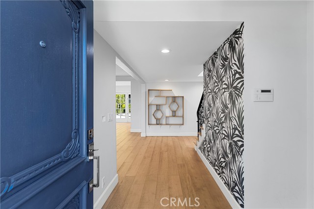 Detail Gallery Image 5 of 53 For 3156 Dona Emilia Dr, Studio City,  CA 91604 - 5 Beds | 3 Baths