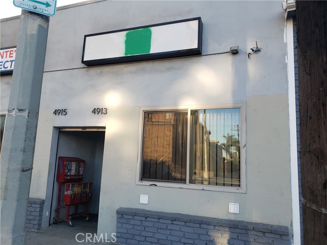 4913 S Central Ave, Los Angeles, CA 90011