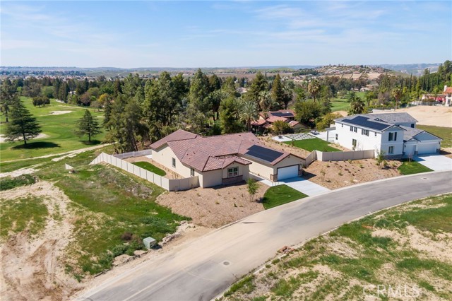 5804 Levanto Street, Bakersfield CA: https://media.crmls.org/medias/bb150bd7-a275-414a-9502-28b57506ae52.jpg