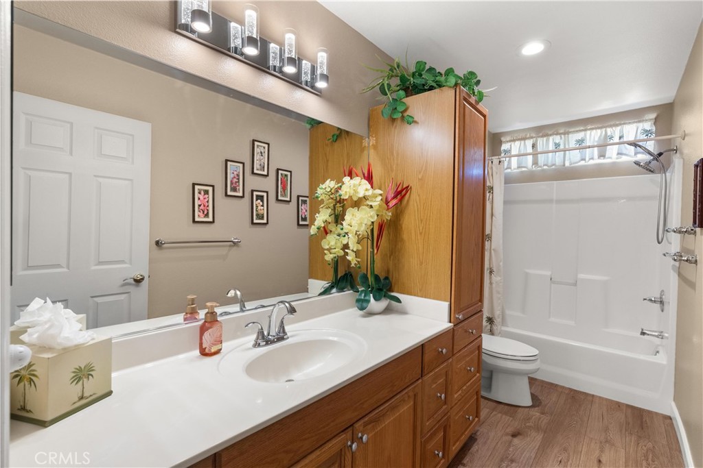 MLS #OC25233783 image #28