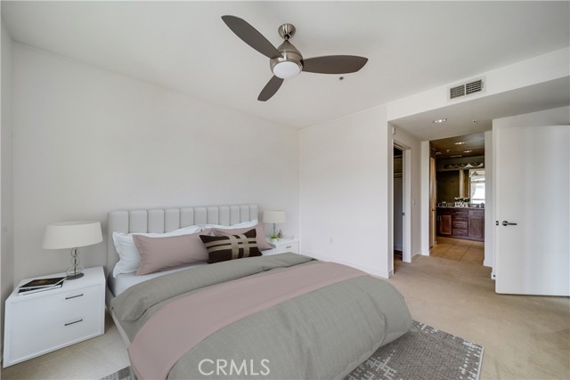 21301 Erwin Street, Woodland Hills CA: https://media.crmls.org/medias/bb16c400-fc3a-4f6d-9c2d-21f12c69da8b.jpg