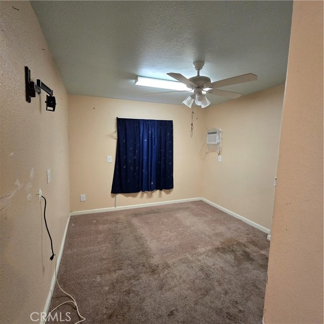 3928 La Crescenta Avenue, Glendale CA: https://media.crmls.org/medias/bb17f0e6-94d9-43fe-8438-7dddf0668fe4.jpg