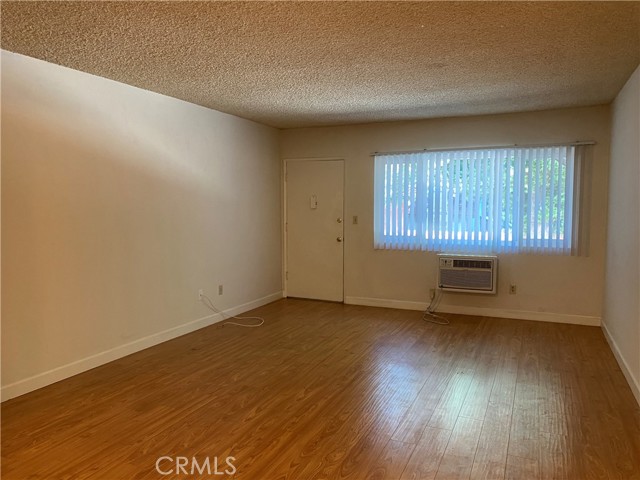 Detail Gallery Image 3 of 13 For 157 Esperanza Ave #D,  Sierra Madre,  CA 91024 - 2 Beds | 2 Baths