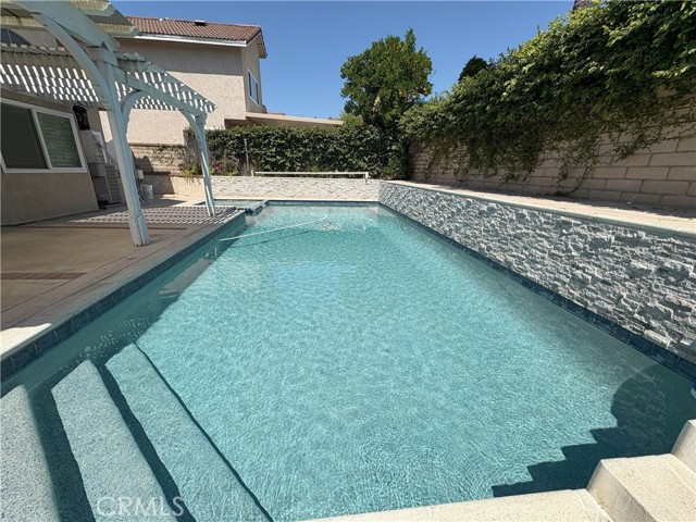 13427 Treasure Way, Chino Hills CA: https://media.crmls.org/medias/bb18b4d4-c5cb-48f2-9e8d-7d57cb330207.jpg