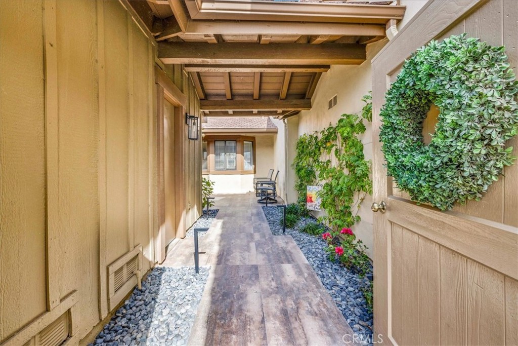 MLS #NP25218389 image #3