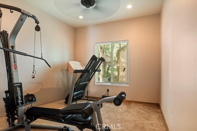 Detail Gallery Image 19 of 25 For 1053 Lausanne Dr, Crestline,  CA 92325 - 3 Beds | 2/1 Baths