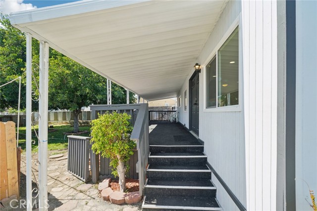 Detail Gallery Image 8 of 35 For 2755 Arrow Highway, La Verne,  CA 91750 - 2 Beds | 2 Baths