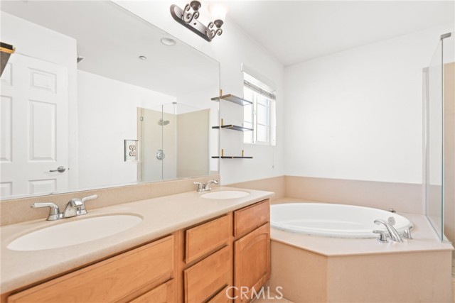 535 W D Street, Ontario CA: https://media.crmls.org/medias/bb1ad27e-ccd2-4e58-bf5c-e01013f56db0.jpg