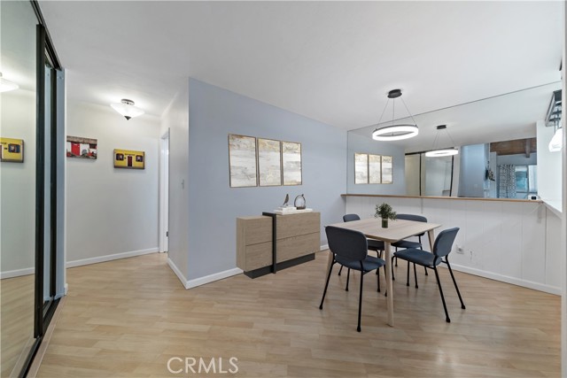Detail Gallery Image 10 of 17 For 4900 Overland Ave #265,  Culver City,  CA 90230 - 2 Beds | 1/1 Baths