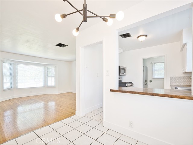  Income Home for Sale in North Hollywood, California